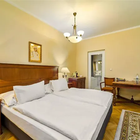 Josephine Old Town Square - Czech Leading Hotel Prague