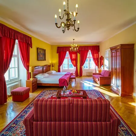 Josephine Old Town Square - Czech Leading 4* Прага