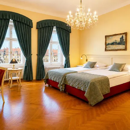 Josephine Old Town Square - Czech Leading 4* Prag