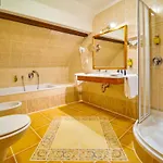 Josephine Old Town Square - Czech Leading Hotel Praag